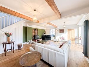 Photo 16- click for photo gallery